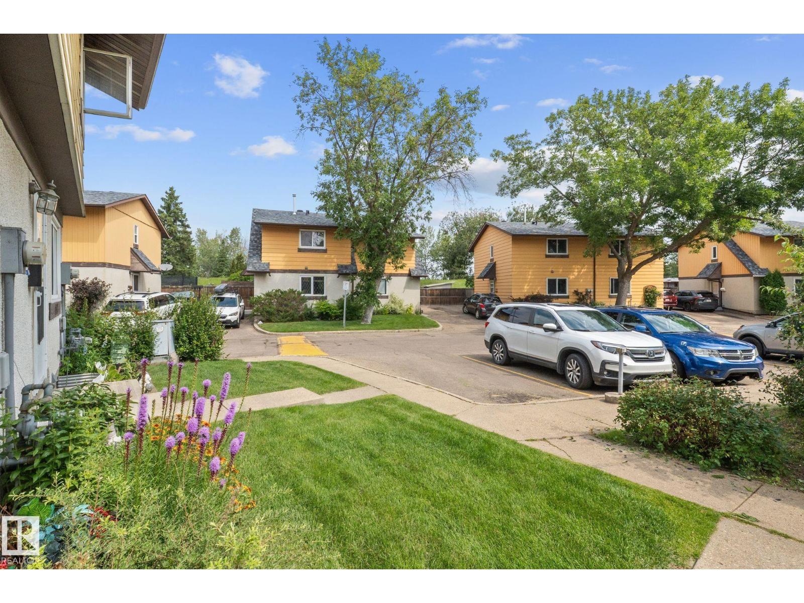 152 WOODSTOCK NW