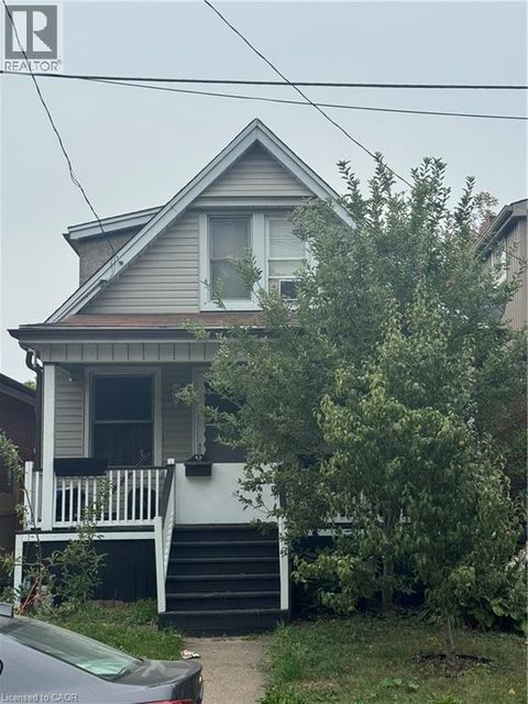 82 CAMBRIDGE Avenue Hamilton ON L8H1T6
