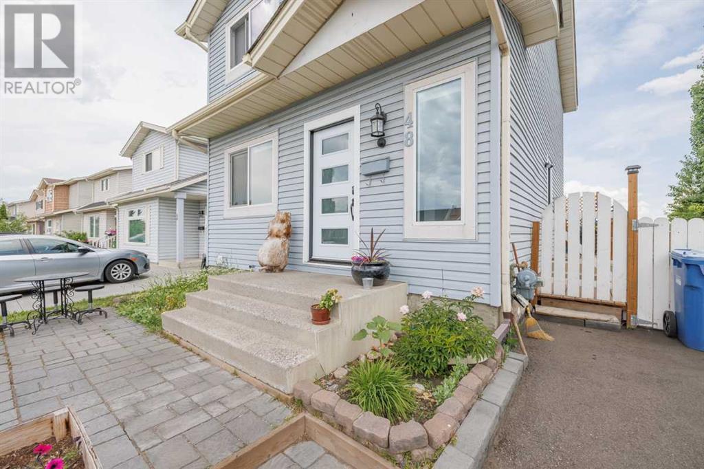 48 Aberdare Way NE