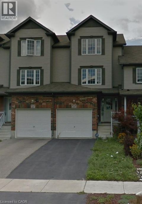 29 MADELEINE Street Kitchener ON N2R1V5