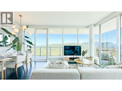 4702 567 CLARKE ROAD Coquitlam BC V3J0K7