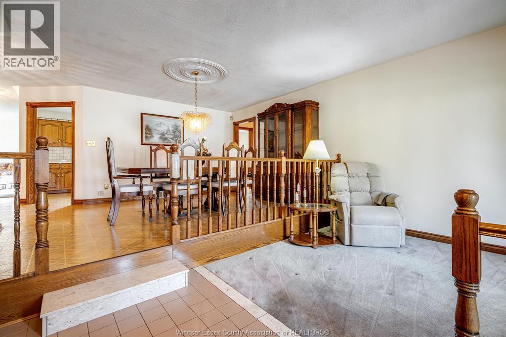 5 Lucy CRESCENT