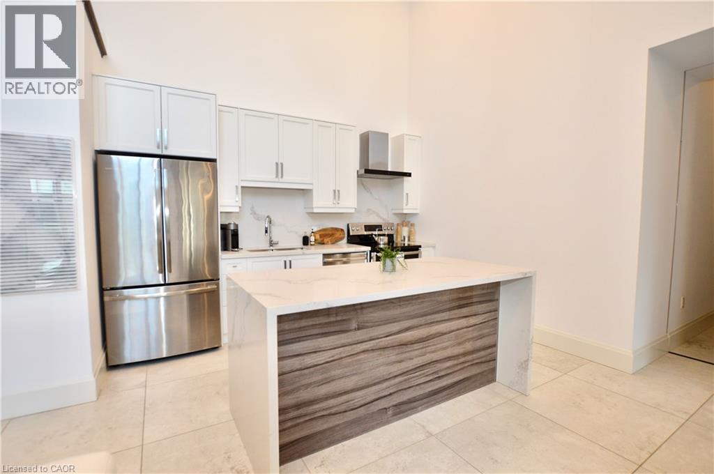 112 KING Street E Unit# PH6