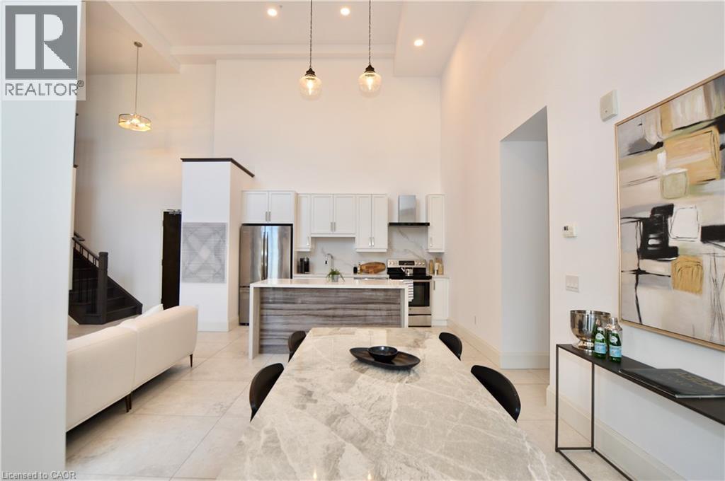 112 KING Street E Unit# PH6