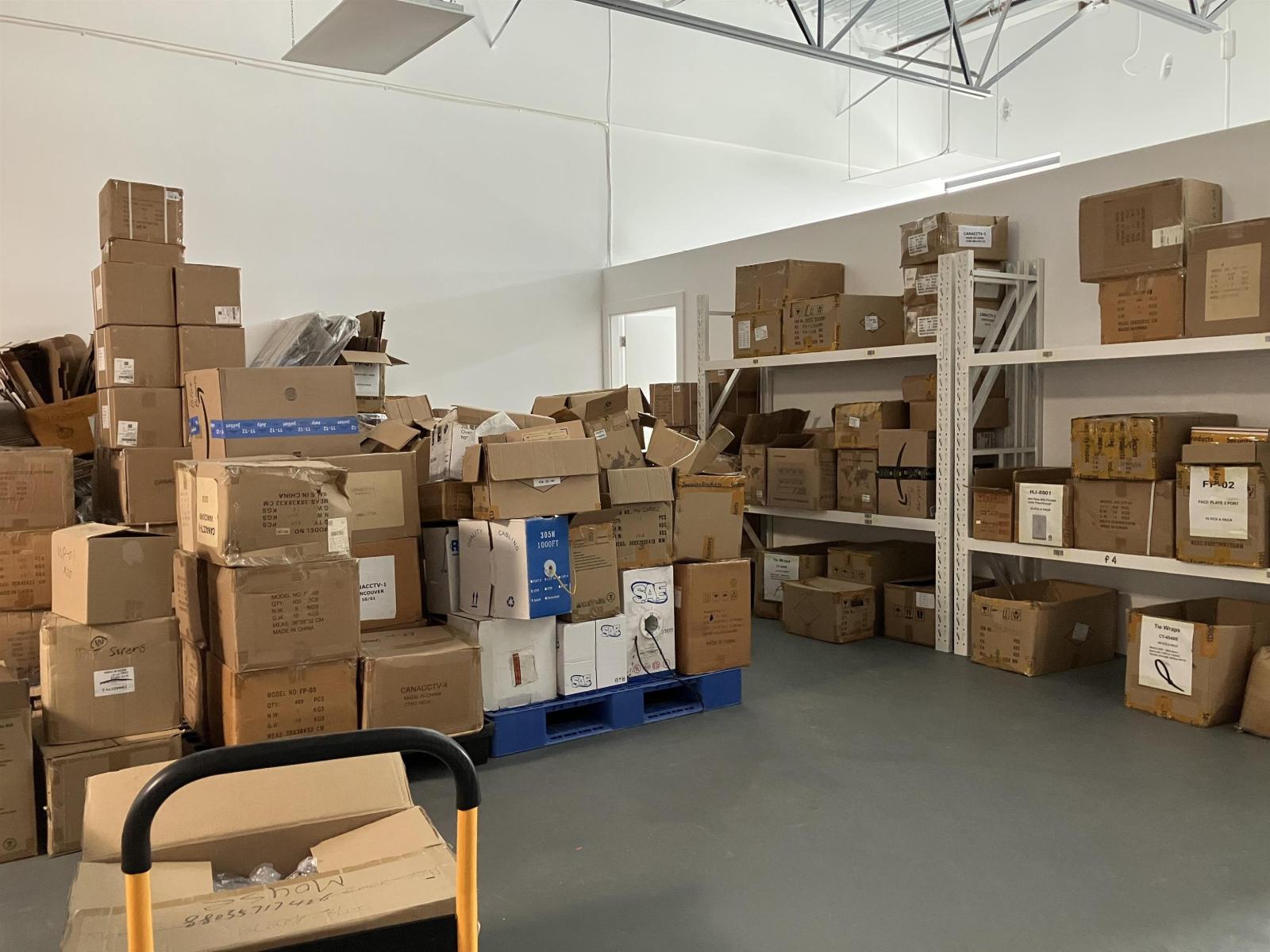 B135 6286 203 STREET