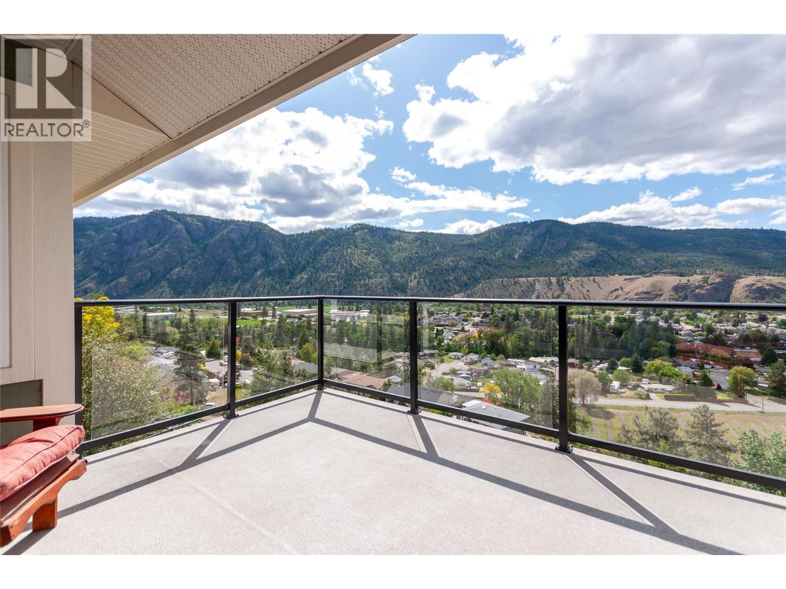 4400 McLean Creek Road Unit# 137