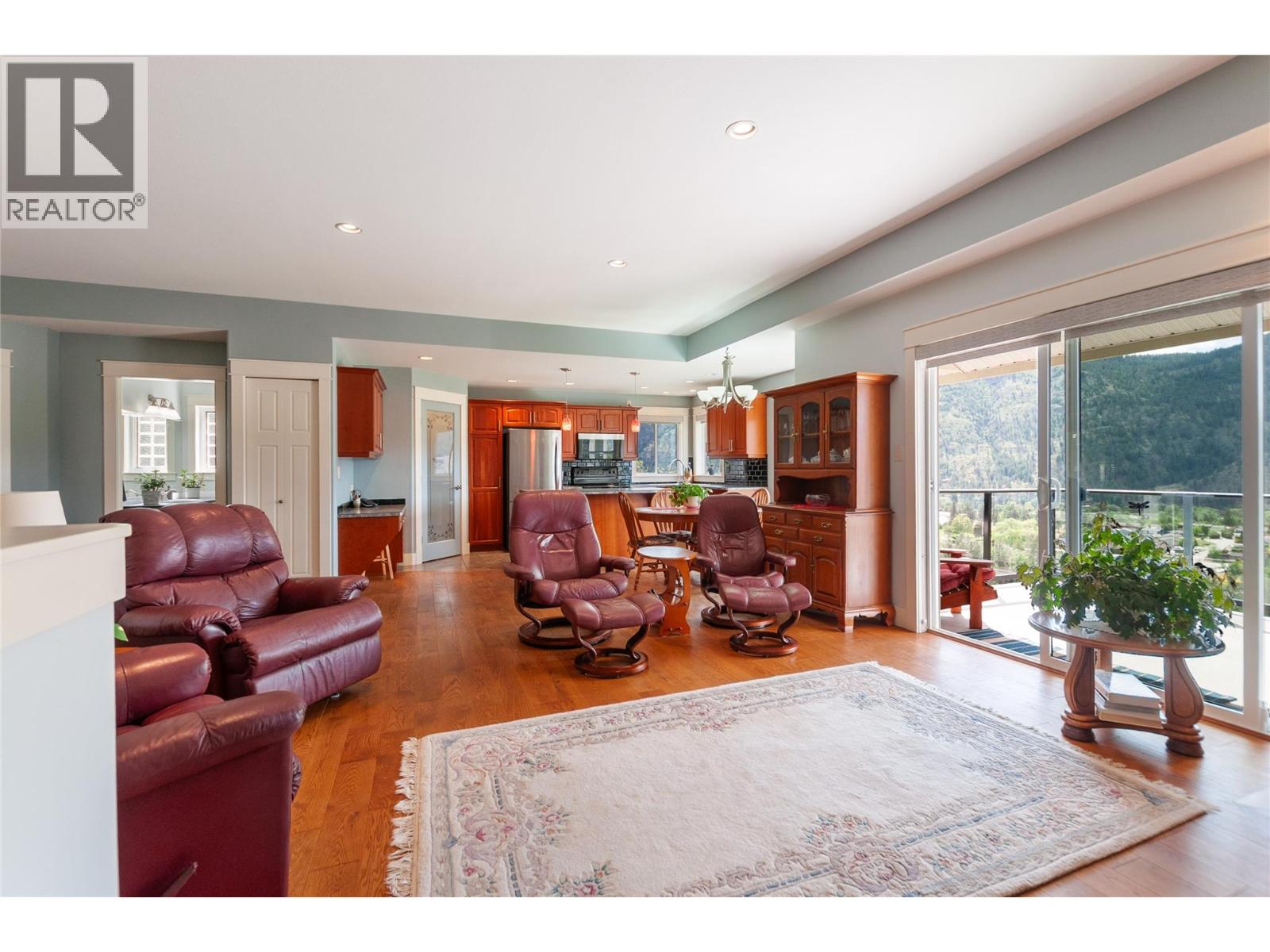 4400 McLean Creek Road Unit# 137