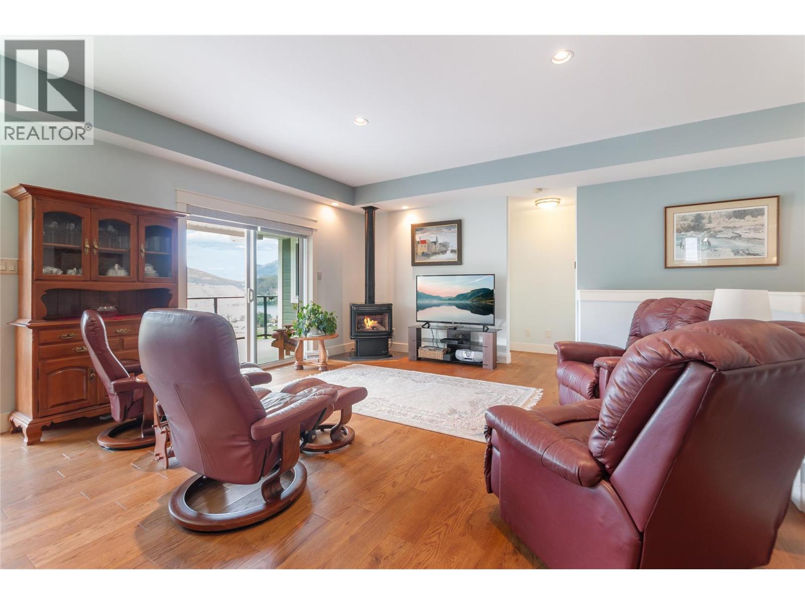 4400 McLean Creek Road Unit# 137