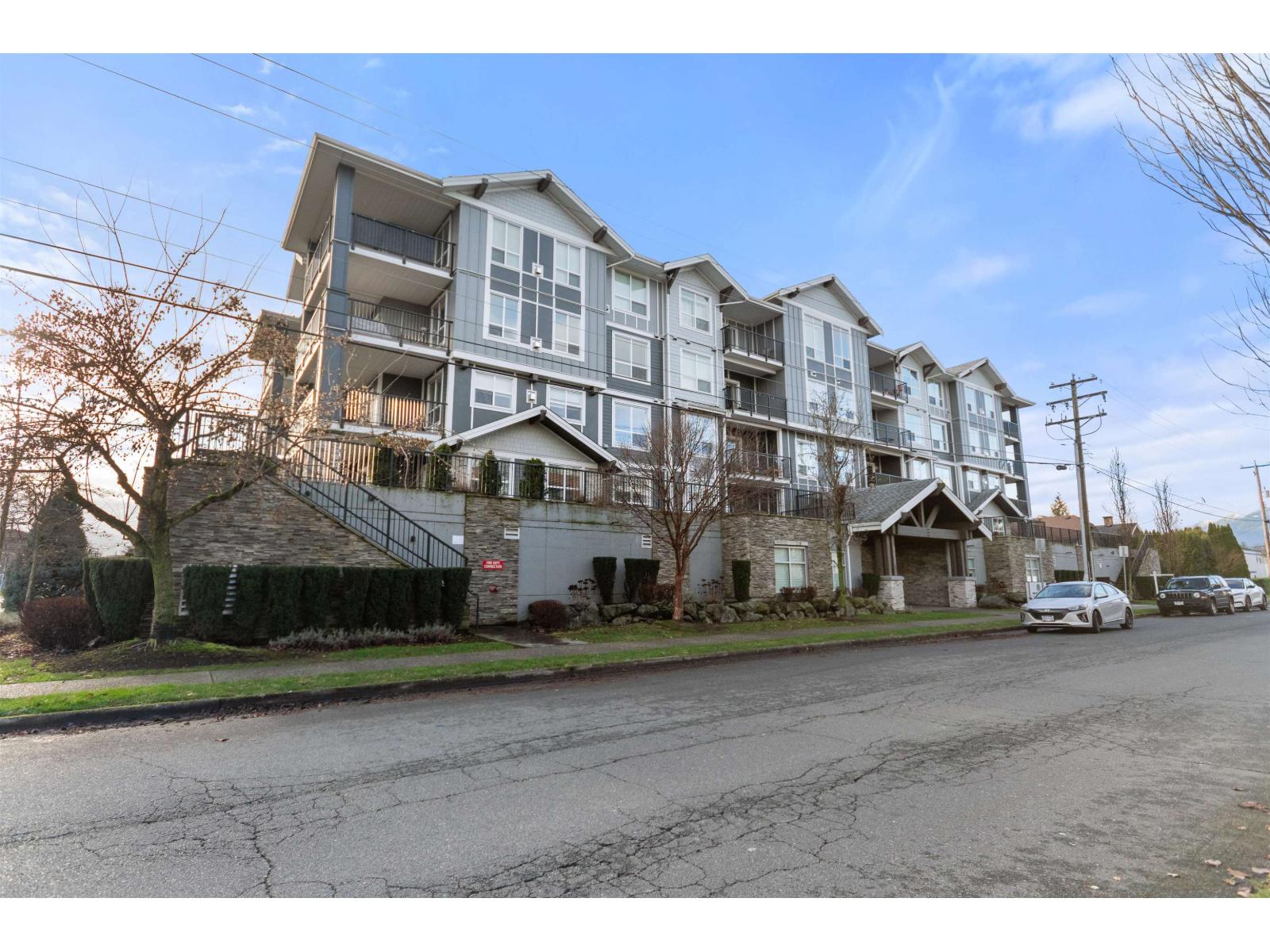 104 45630 SPADINA AVENUE|Chilliwack Proper West