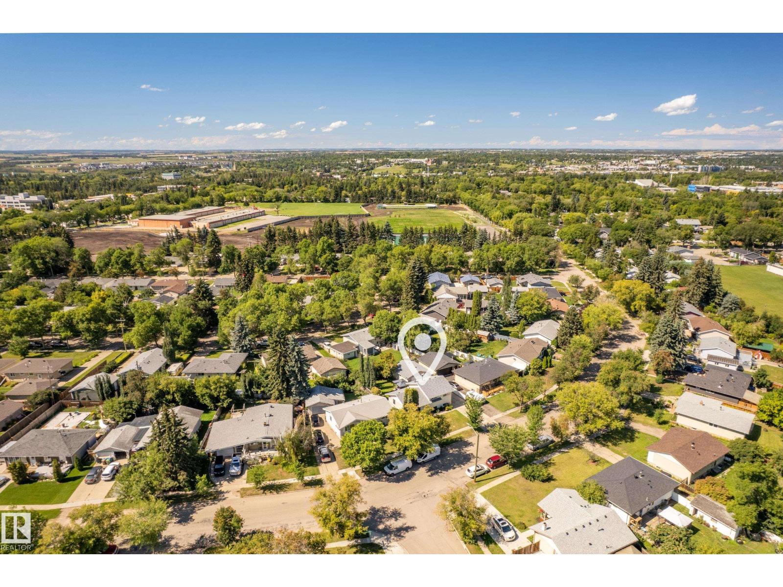 39 SALISBURY AV
