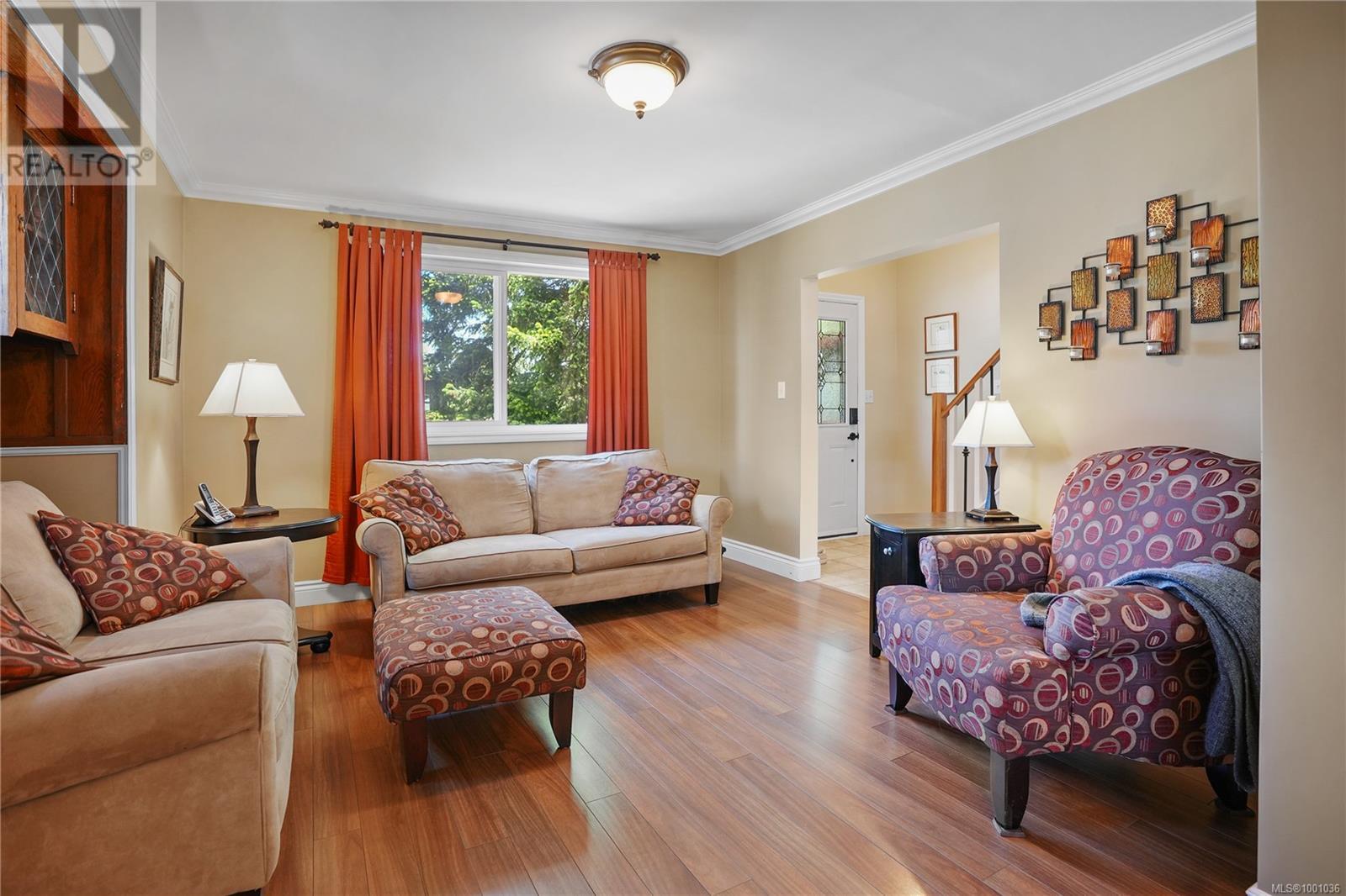 475 Walter Ave