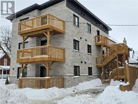 241 DARLING Street Brantford ON N3S3X3