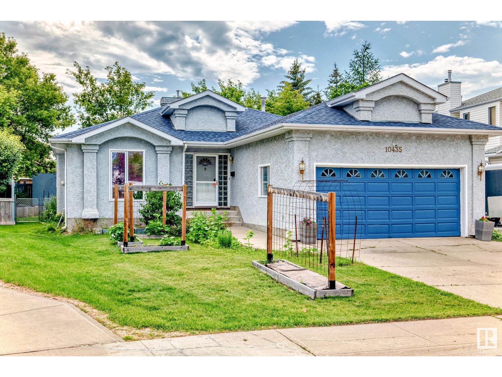 10435 175A AV NW