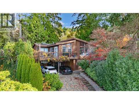 7 BIGNALL BAY Port Moody BC V3H3N5