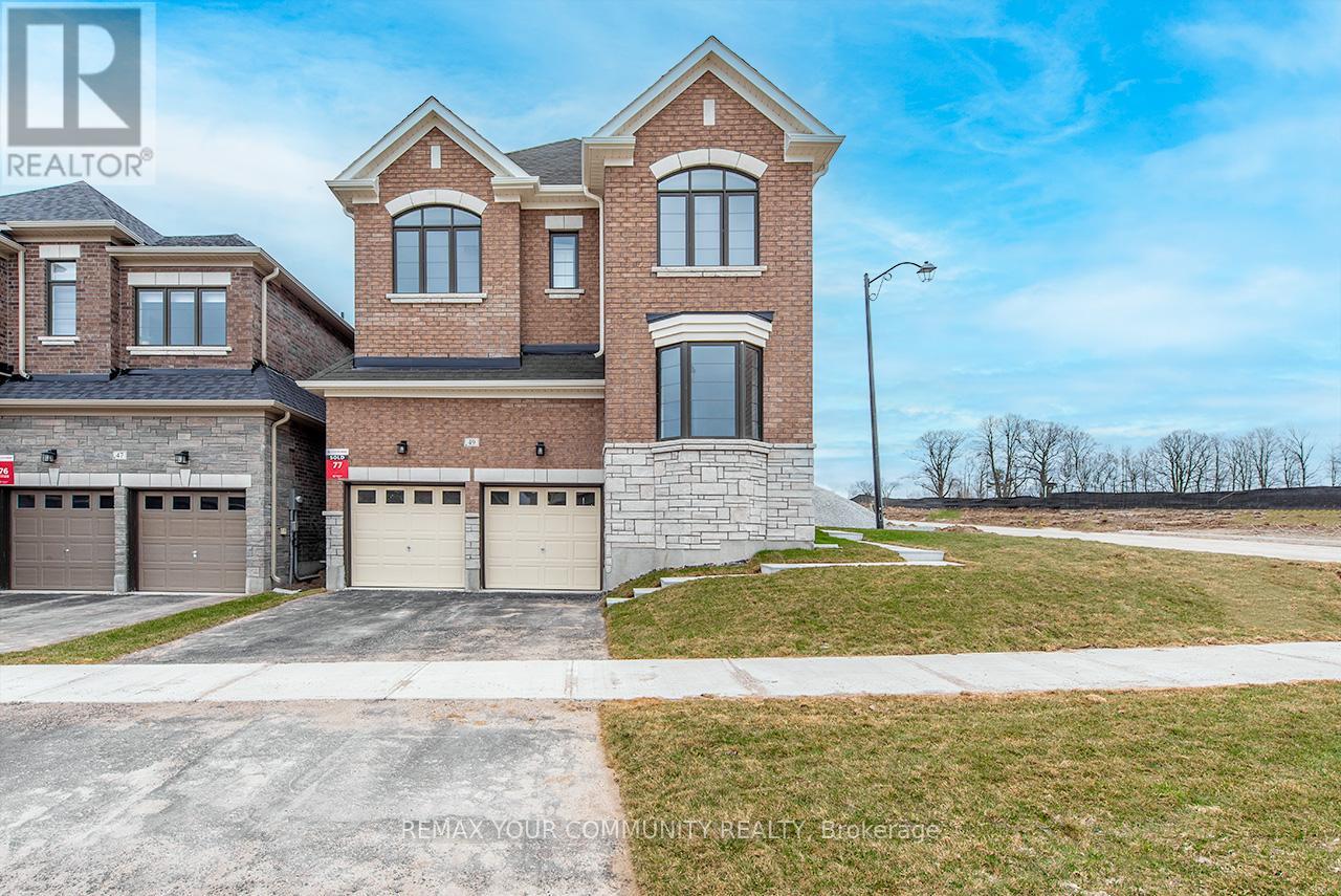 Photo 1 of 50 — 49 PERIWINKLE ROAD, Springwater (Midhurst), ON L9X2C9
