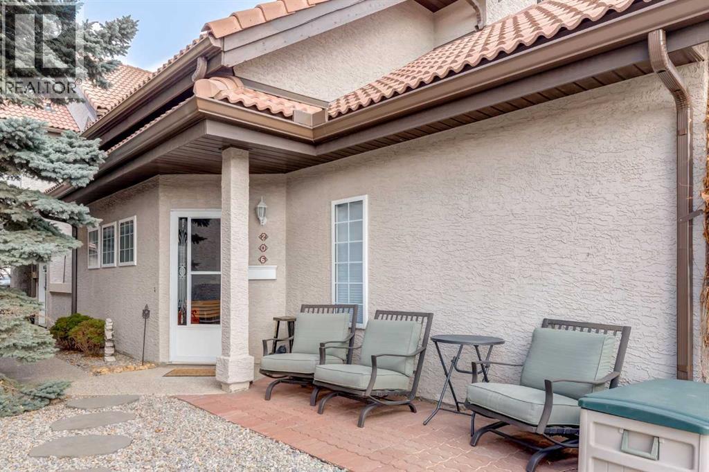 206, 1997 Sirocco Drive SW