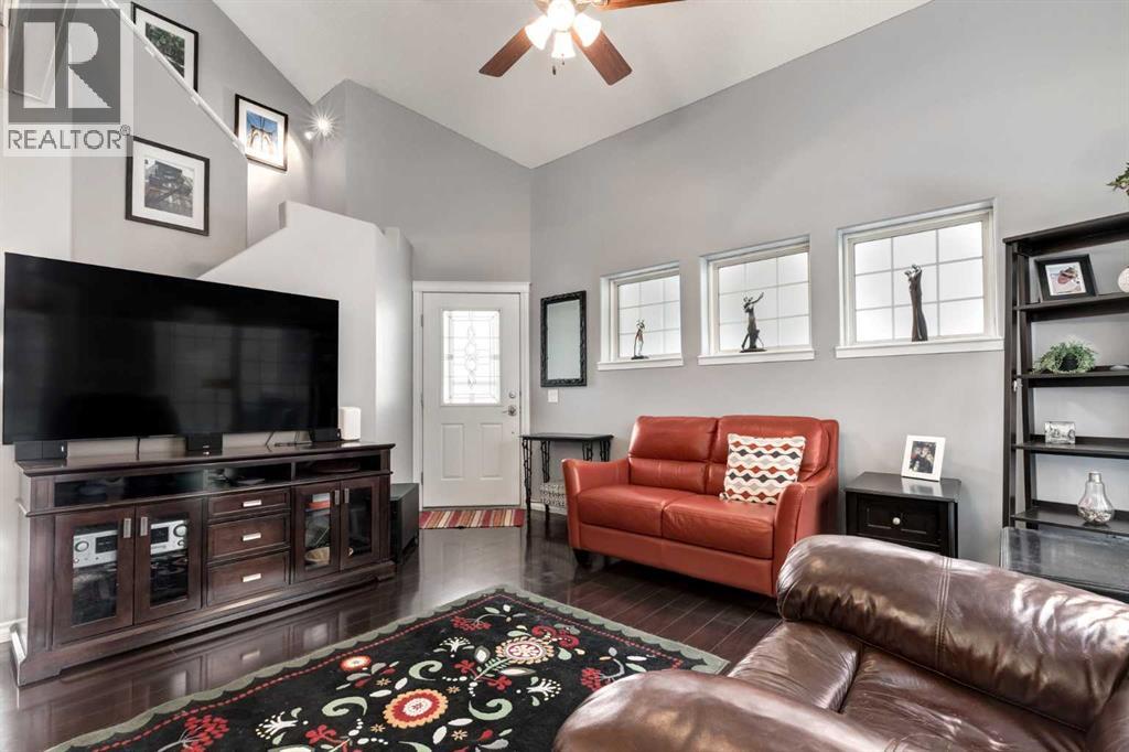 206, 1997 Sirocco Drive SW