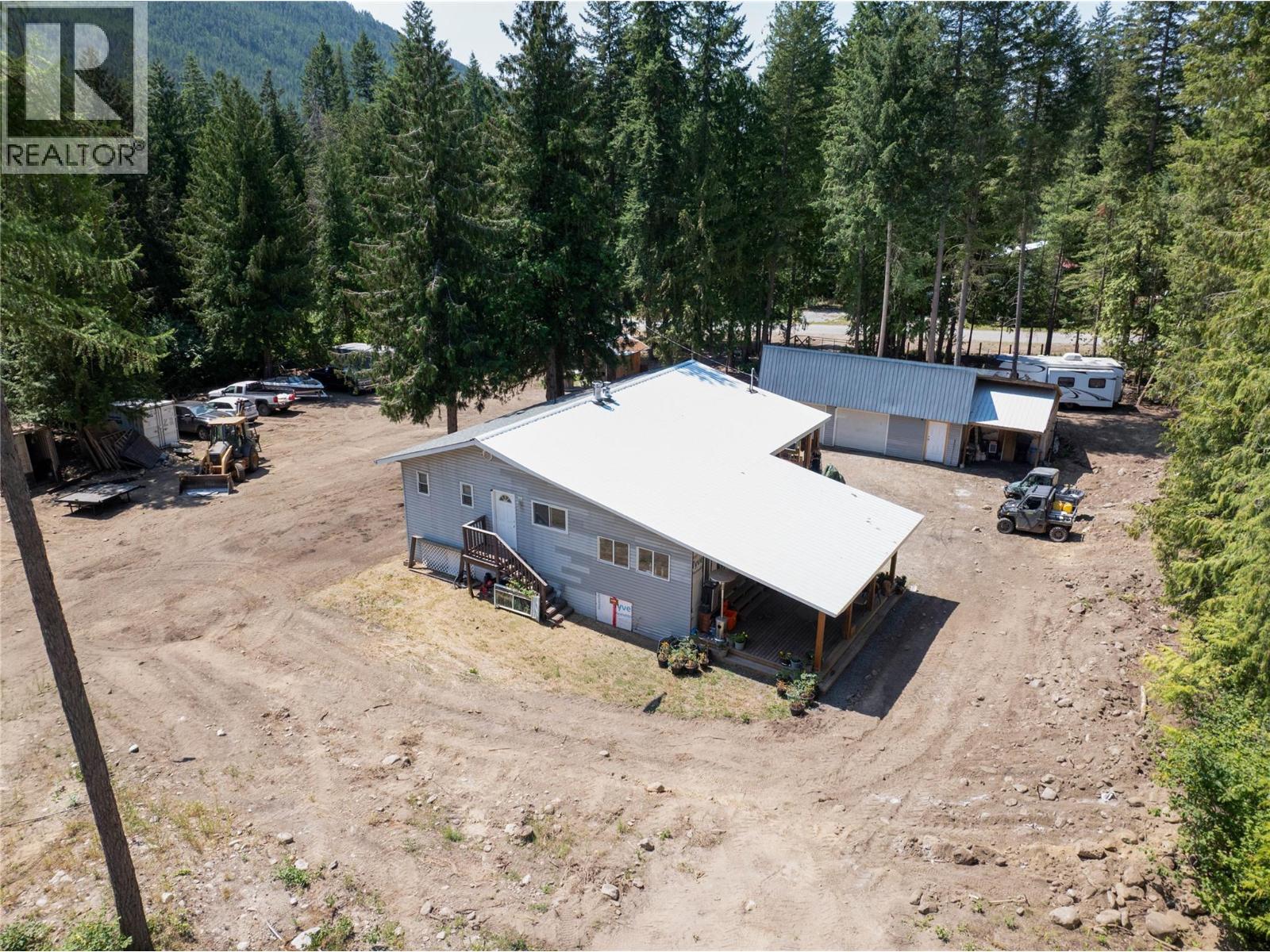 73 Watershed Road