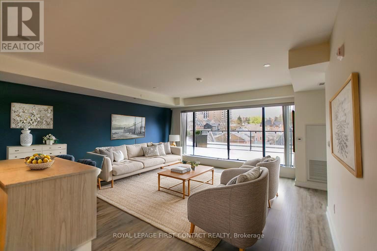 421 - 185 DUNLOP STREET E