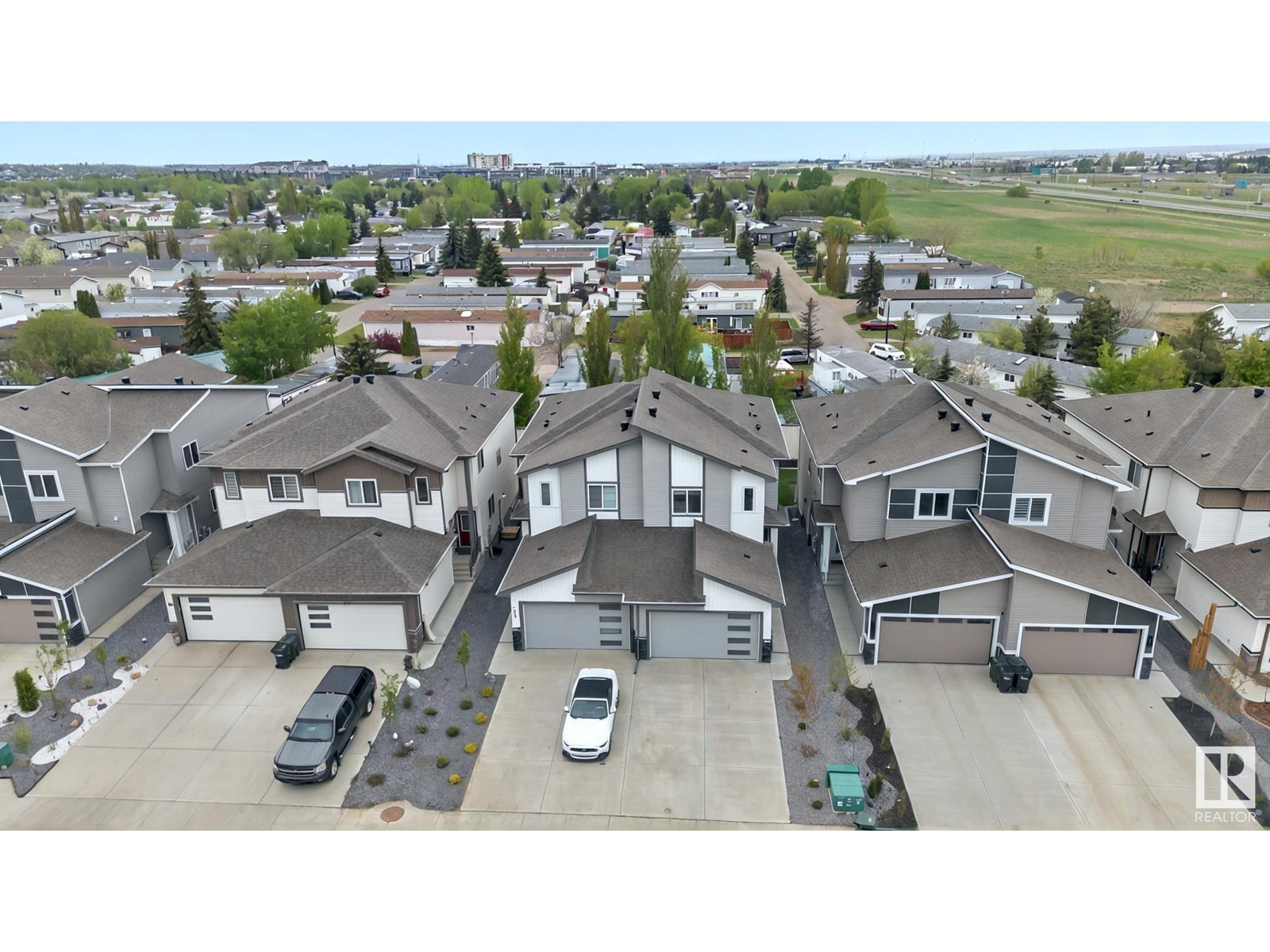 299 SAVOY CR