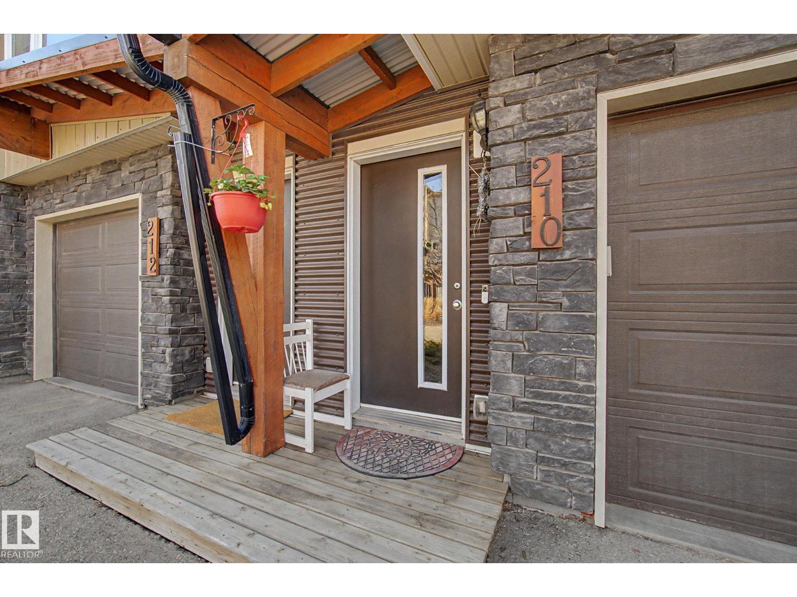#210 401 SOUTHFORK DR
