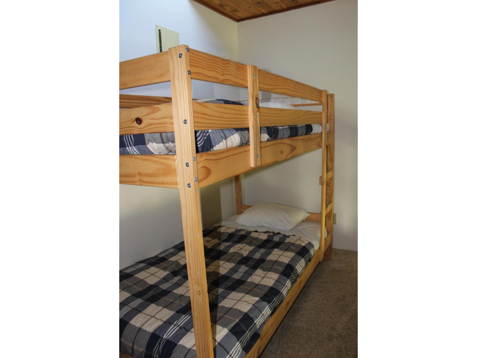 5 20940 SNOWFLAKE CRESCENT