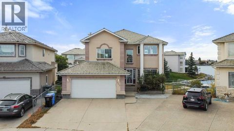 253 Coral Shores Cape NE Calgary AB T3J3T8