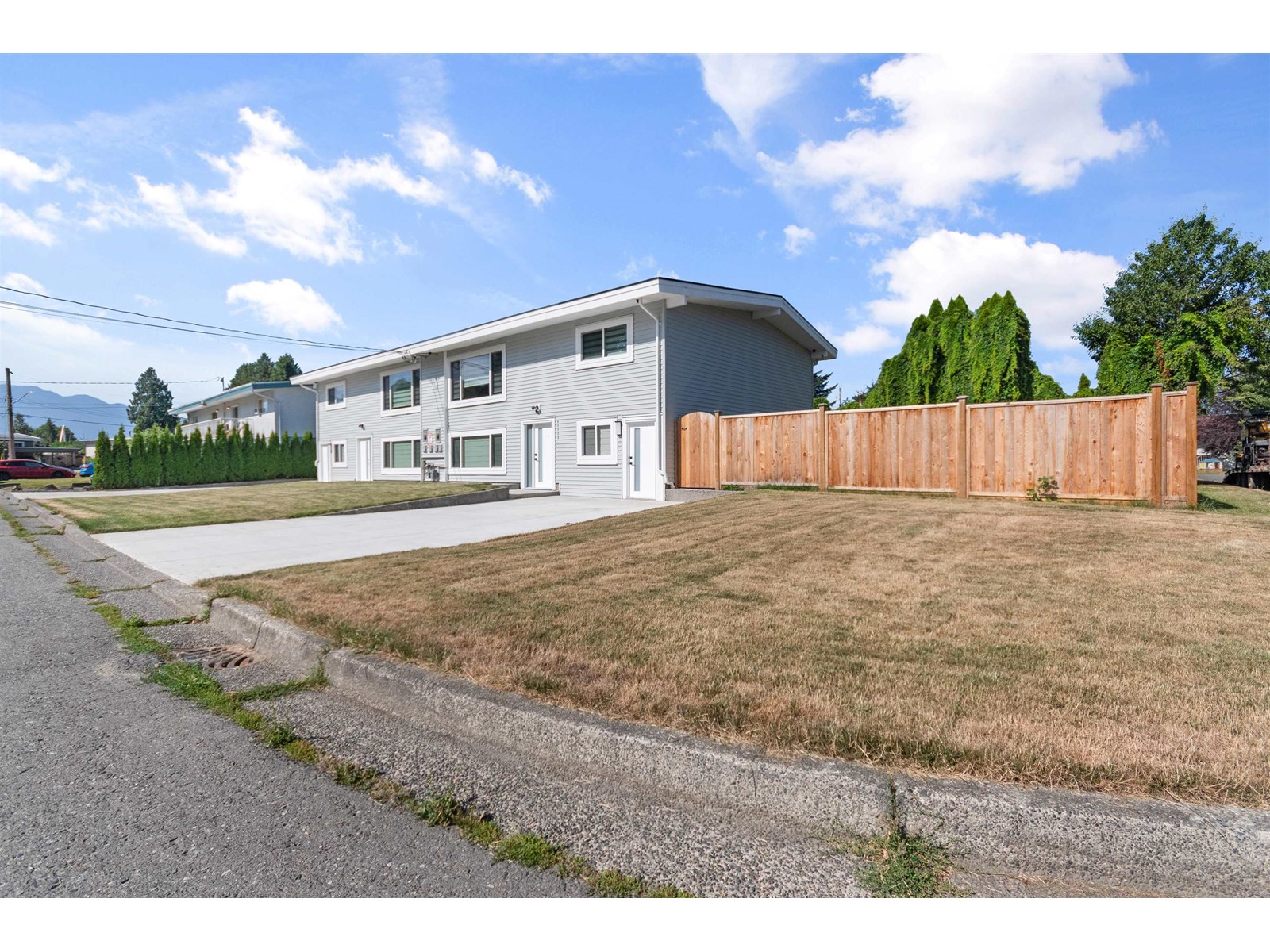 8553 NORMAN CRESCENT|Chilliwack Proper South