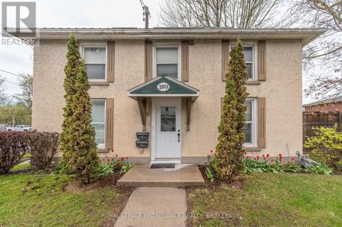 390 DIVISION STREET Kingston (East of Sir John A. Blvd) ON K7K4A7