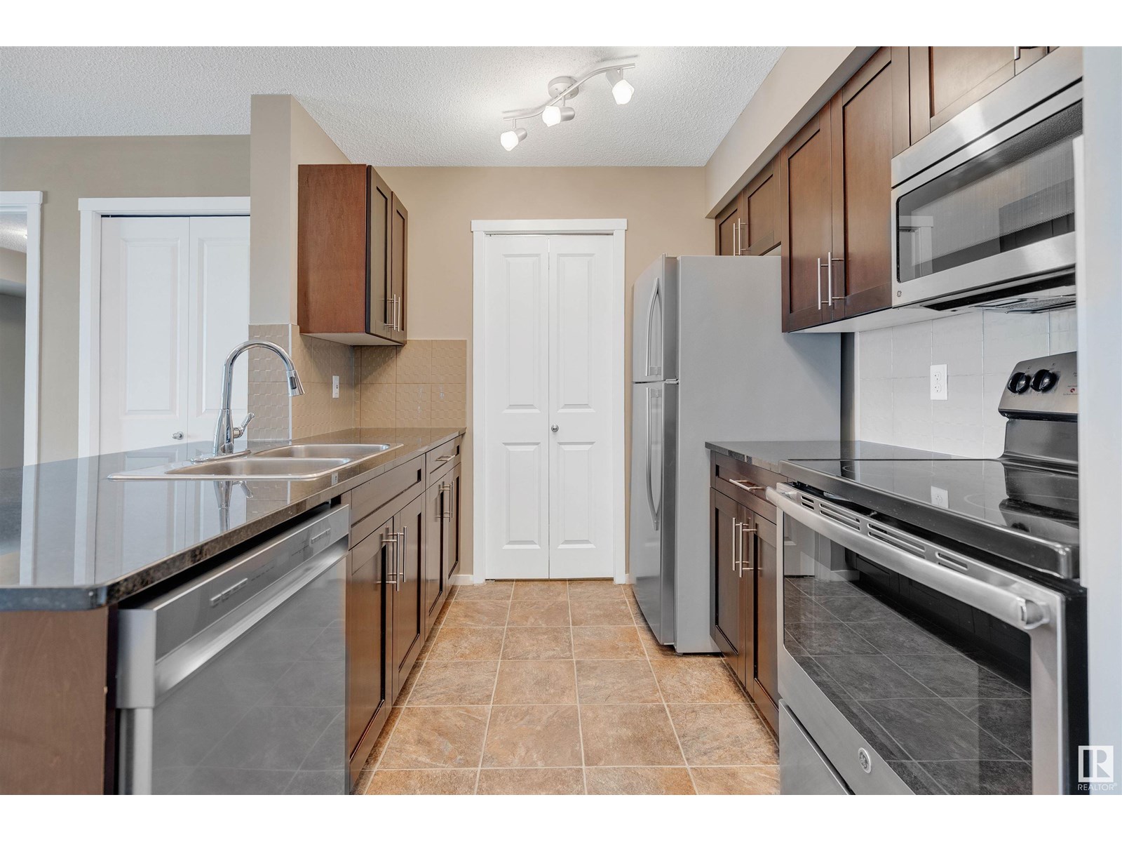 #307 5810 MULLEN PL NW