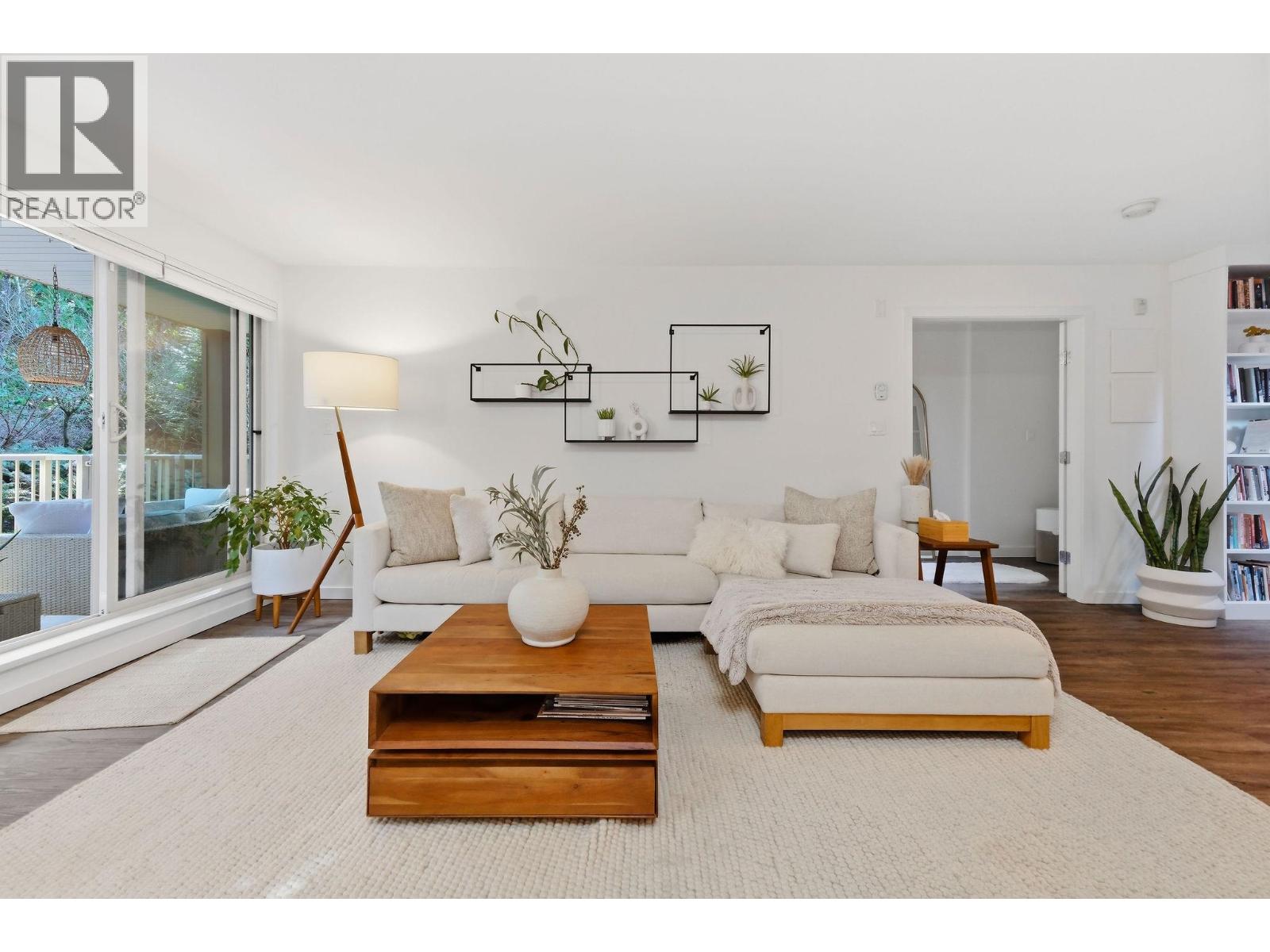 105 2832 CAPILANO ROAD