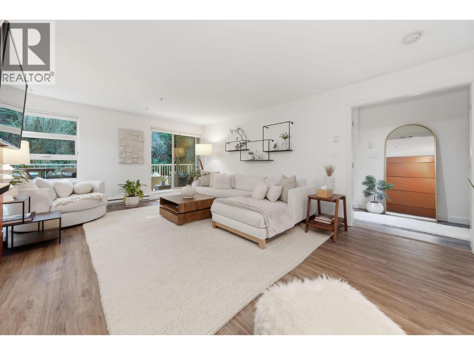 105 2832 CAPILANO ROAD