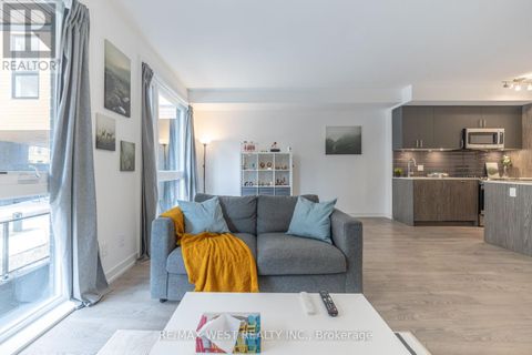 27 - 35 BIRCHCLIFF AVENUE Toronto (Birchcliffe-Cliffside) ON M1N3C5