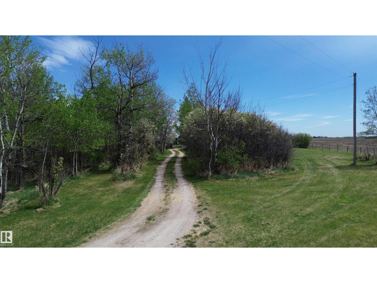 1029 Twp Rd 564