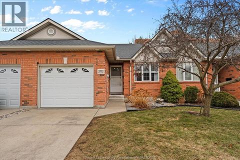 Property photo of 3772 prairie court, windsor, ON n9g2x3