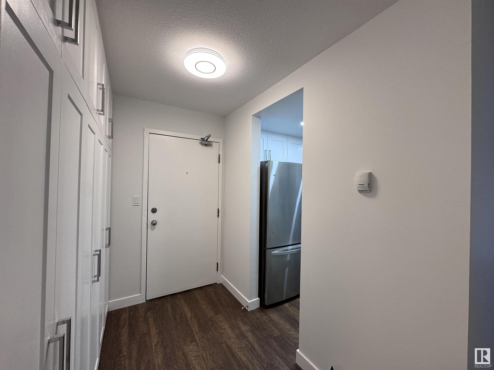 #103 10511 19 AV NW
