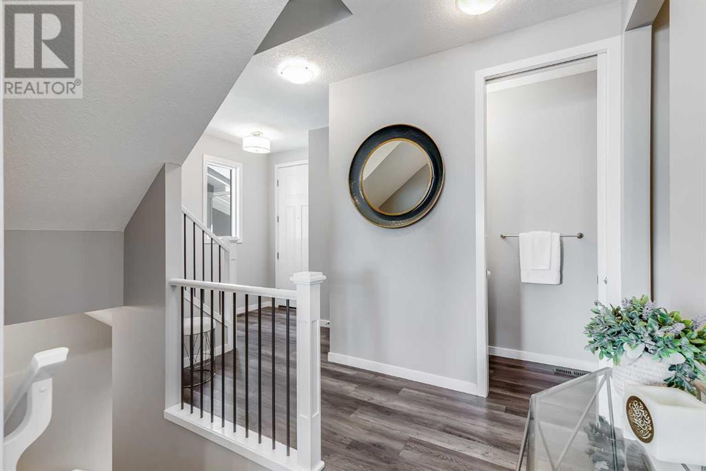 138 Cranbrook Cove SE
