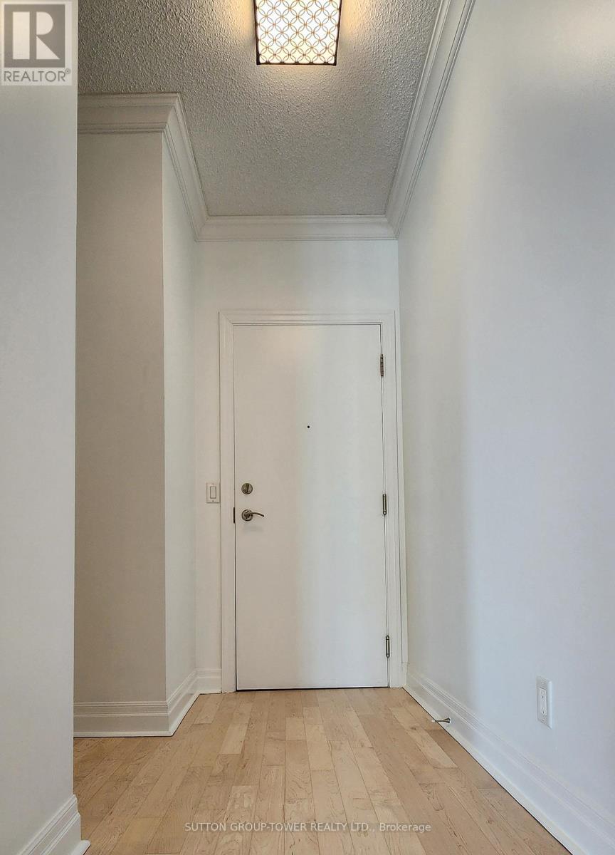 SUITE 2205 - 2121 LAKE SHORE BOULEVARD W