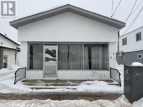 122 Poplar AVE Sault Ste. Marie ON P6B2W9