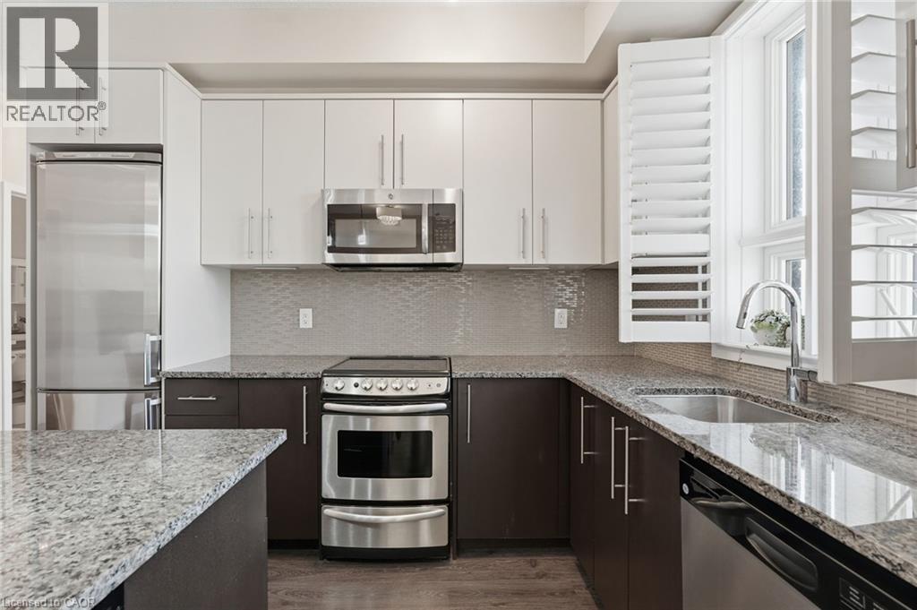 520 NORTH SERVICE Road Unit# 411