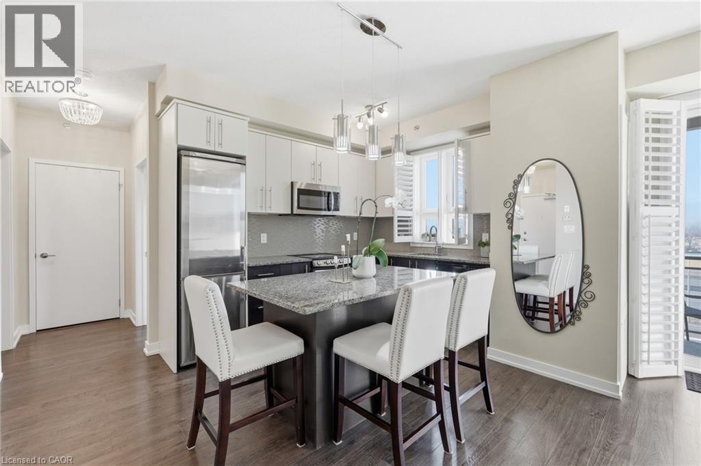 520 NORTH SERVICE Road Unit# 411