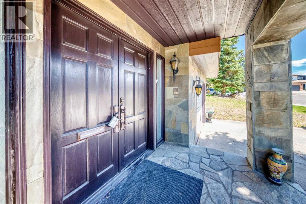 156 Edgehill Close NW