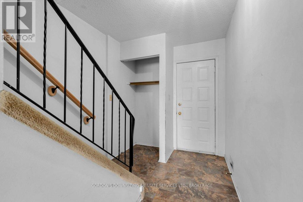 45 - 39 COVENTRY CRESCENT