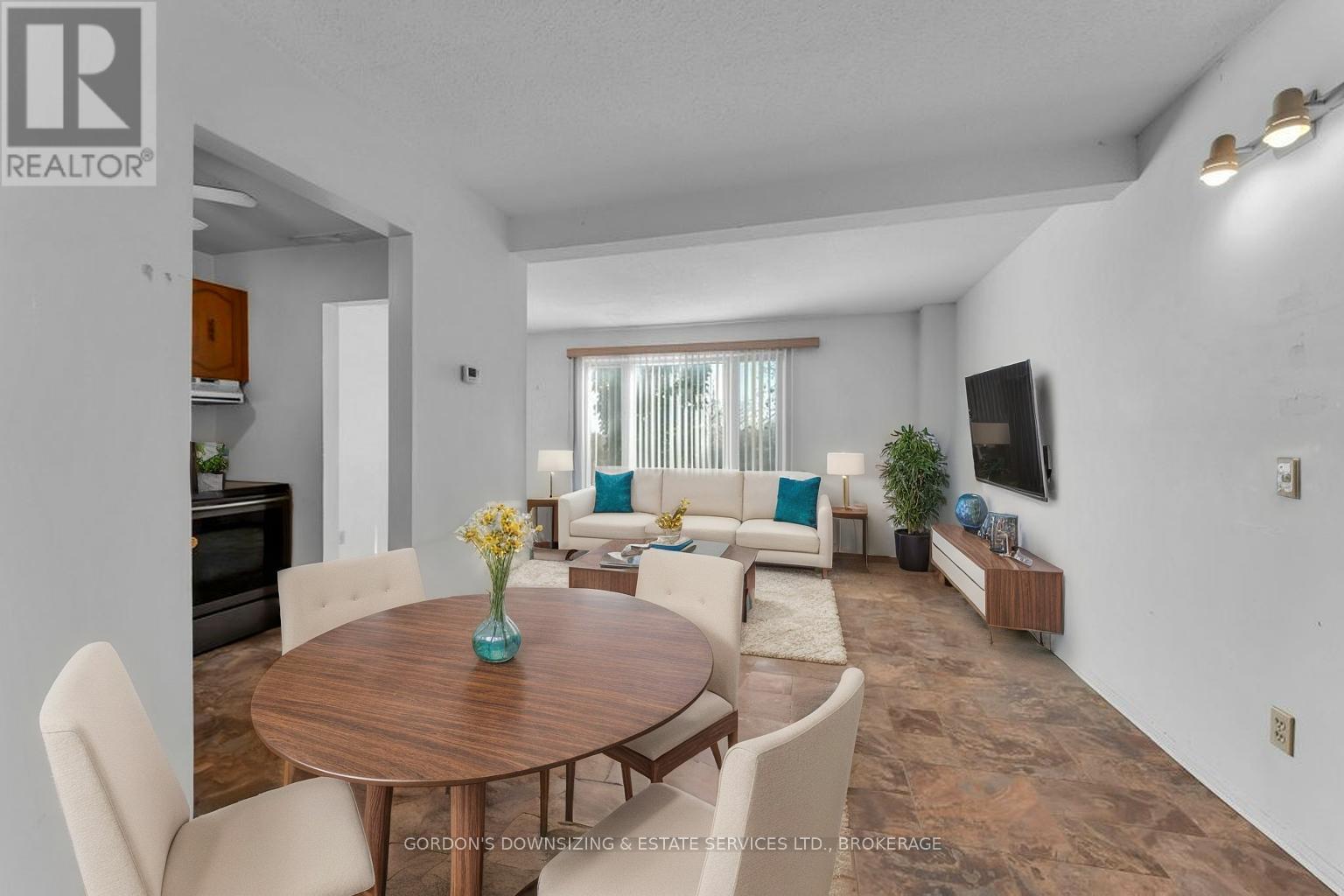 45 - 39 COVENTRY CRESCENT