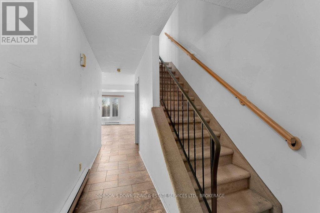 45 - 39 COVENTRY CRESCENT