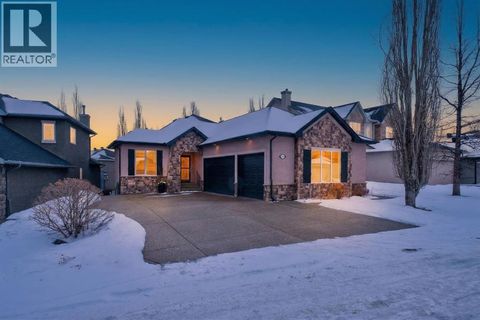 2735 Evercreek Bluffs Way SW Calgary AB T2Y4P6