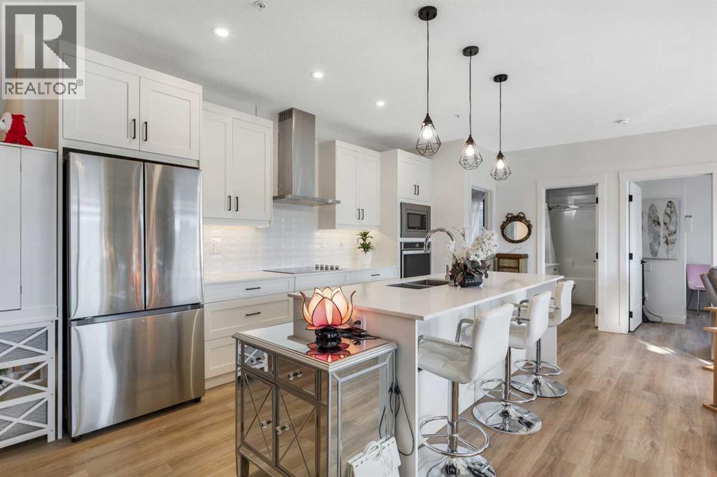 116, 10 Sage Hill Walk NW