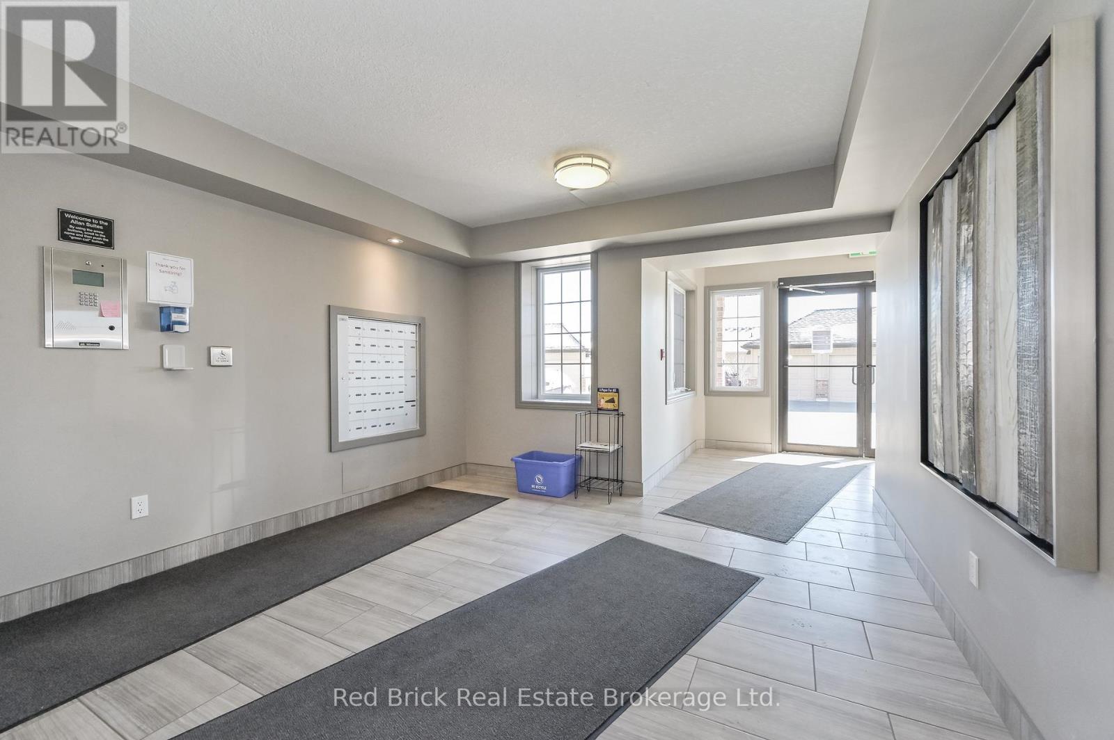 207 - 6492 GERRIE ROAD