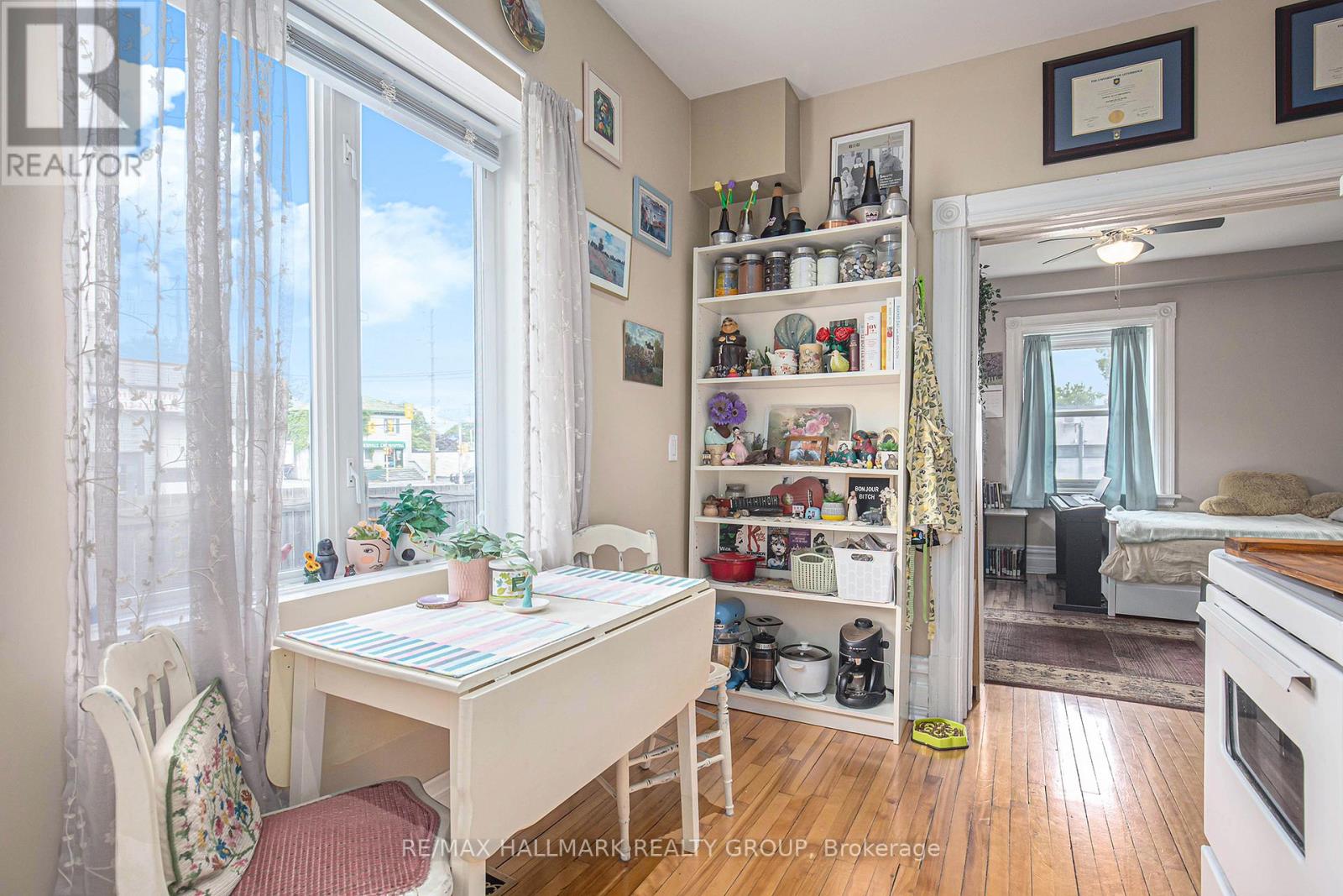 2 - 1308 SHILLINGTON AVENUE