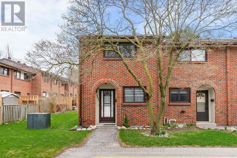 11 - 41 RHONDA ROAD Guelph (Willow West/Sugarbush/West Acres) ON N1H7A4